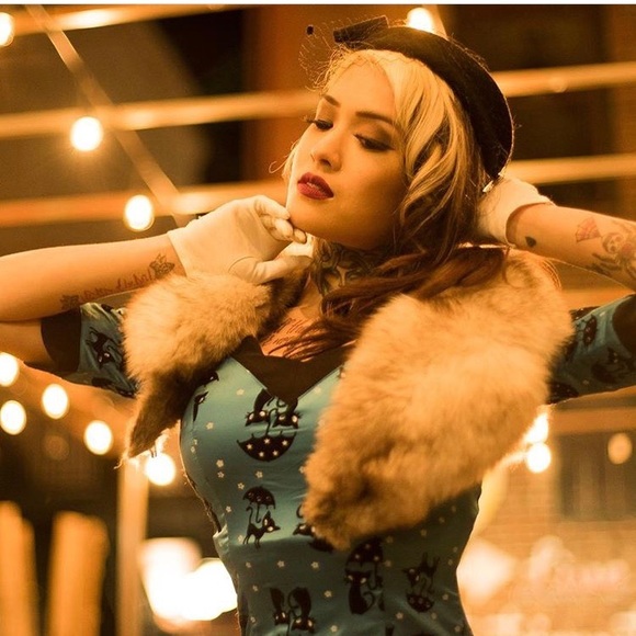 REAL Fur Collar - Picture 1 of 5